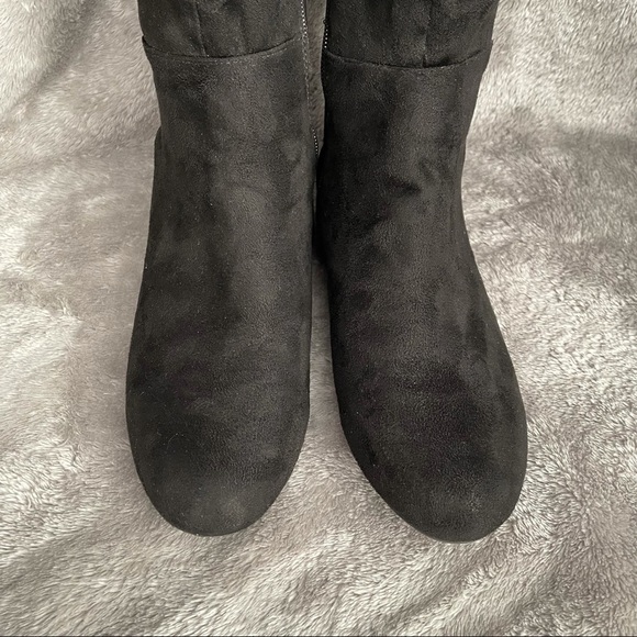 Wild Diva Black Faux Suede Over The Knee Boots Size 7 Flat Slouchy Zip Up OTK - Picture 2 of 13